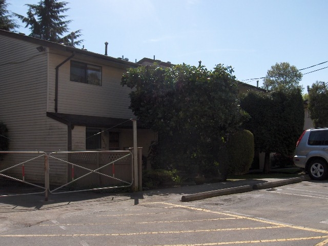 2007 - 2053 Holdom Avenue, Brentwood - Image