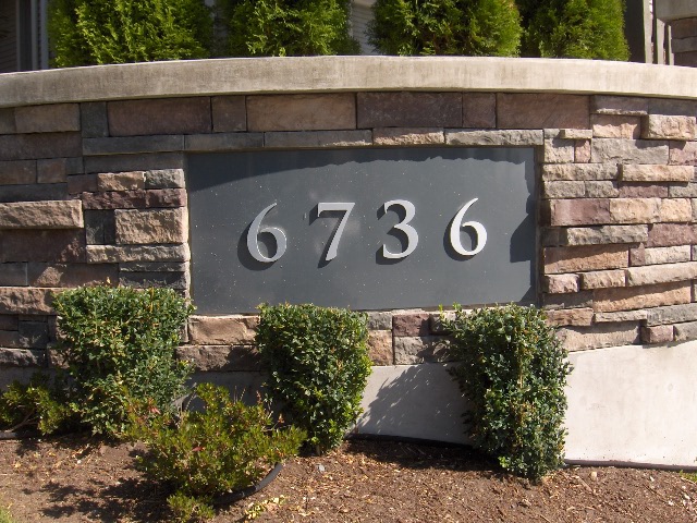 6736 Southpoint Drive, Edmonds - Image