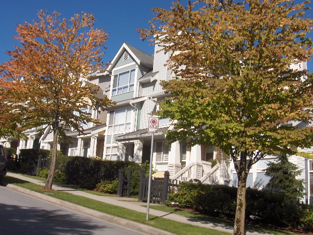 7400 - 7490 Magnolia Terrace, Highgate - Image