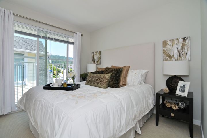 6965 Hastings Street, Sperling Duthie - Image