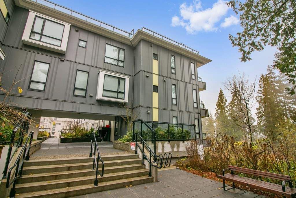 9350 University High Street, Simon Fraser University - Image