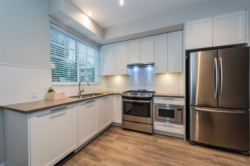 5028 - 5228 Savile Row, Burnaby Lake - Image