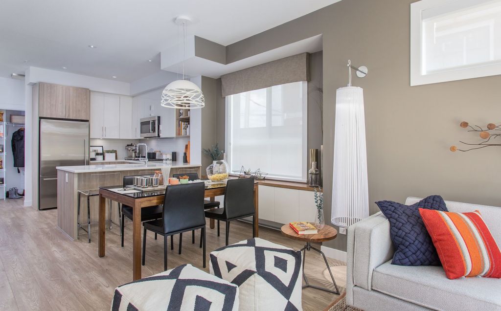 7039 MacPherson Avenue, Metrotown - Image