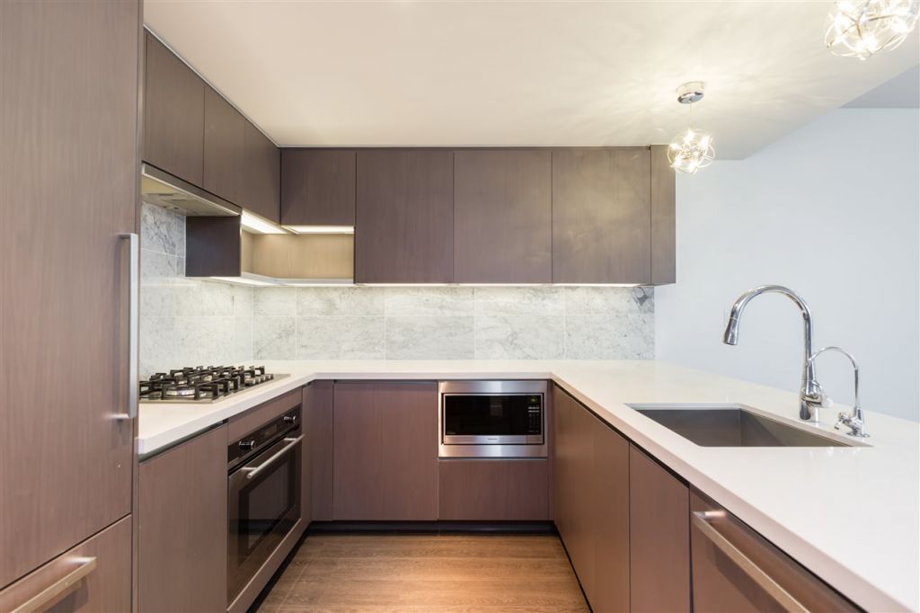 6518 - 6558 Nelson Avenue, Metrotown - Image